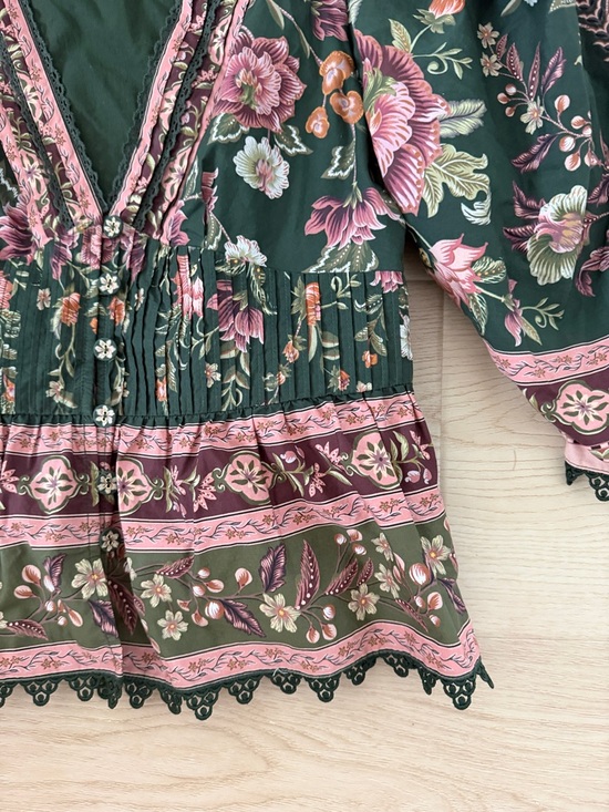 Farm Rio V-Neck Peasant Top in Olive and Dusty Rose - Picture 7 of 11